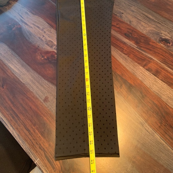 Stretch pants with belt - Picture 8 of 8